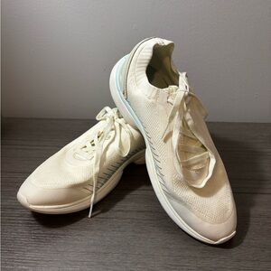 Vionic Embolden Synthetic Textile Women's Lace Up Sneakers Size 8
